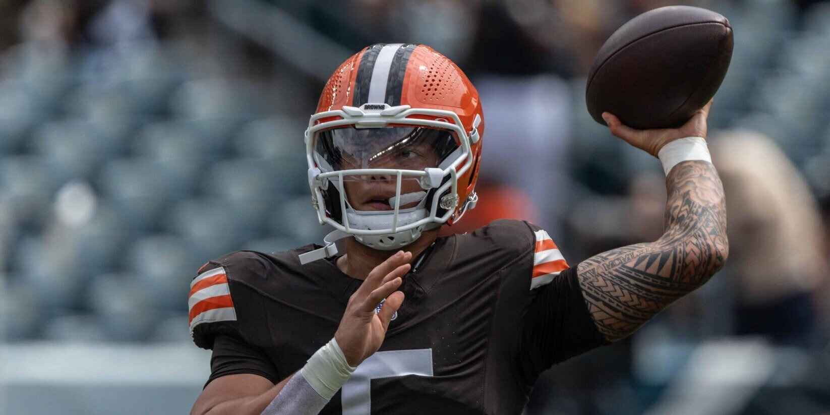 Dillon Gabriel in action for the Cleveland Browns on August 25th, 2025