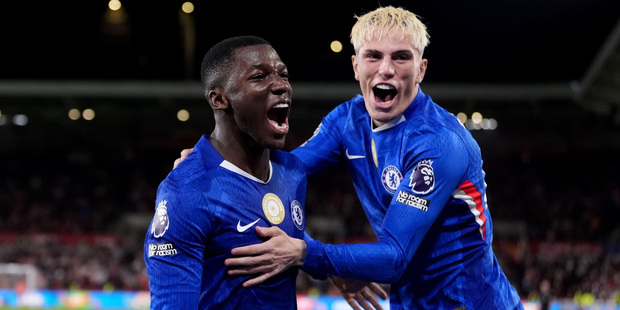 Moises Caicedo scoring for Chelsea