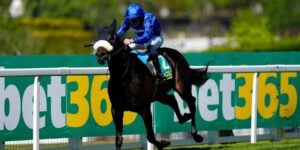 Opera Ballo winning the bet365 Mile at Sandown